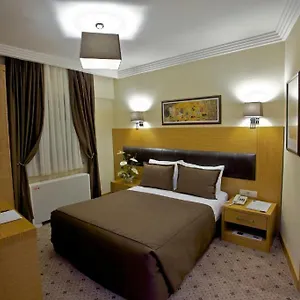 mirilayon-hotel.istanbul-turkeyhotels.com/