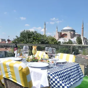 seven-dreams-hotel.istanbul-turkeyhotels.com/